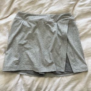 Outdoor Voices Court Skort Size M (NEVER WORN)